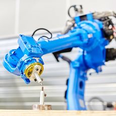 La Roche-sur-Yon favorise l’essor des filières de la robotique et du numérique grâce à ses équipements performants.