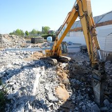 Piscine Arago : Déconstruction et terrassement - mars-avril 2018